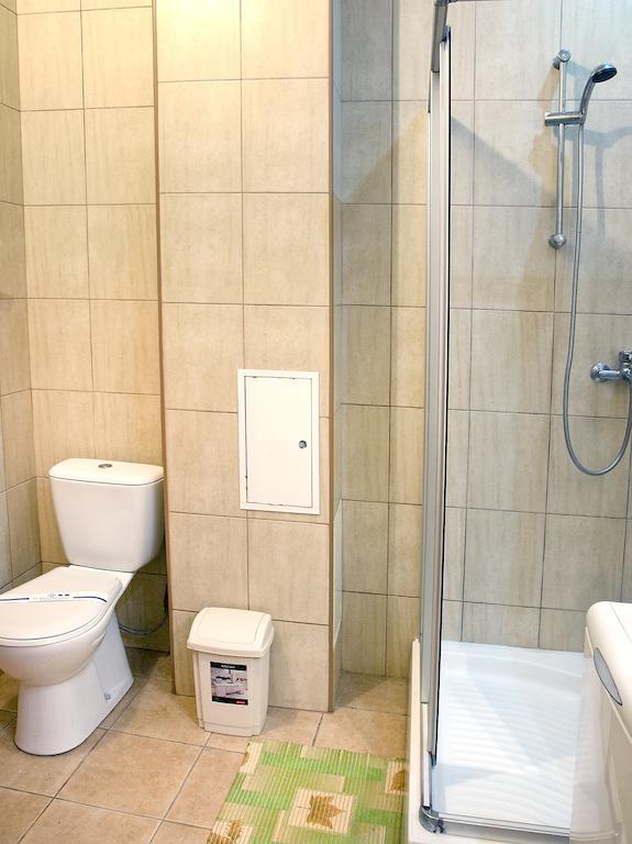 Niko Hostel Lviv Buitenkant foto